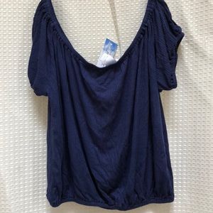 Medium blue off the shoulders croppie 👌🏻